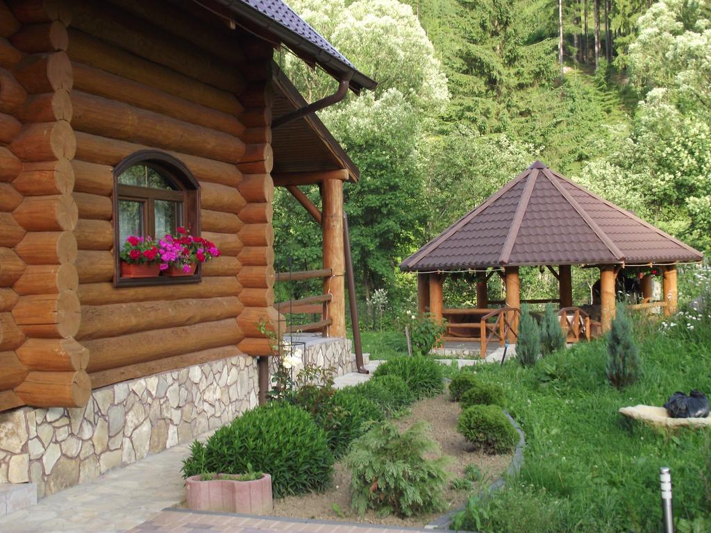 Cabana Piatra Runcului Vatra Moldoviței Kültér fotó