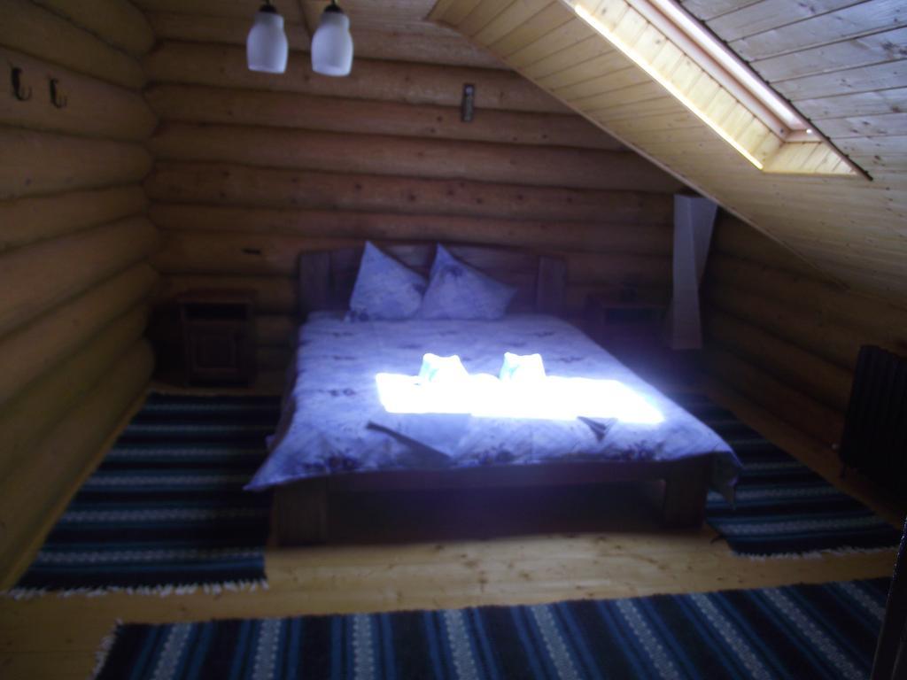 Cabana Piatra Runcului Vatra Moldoviței Kültér fotó