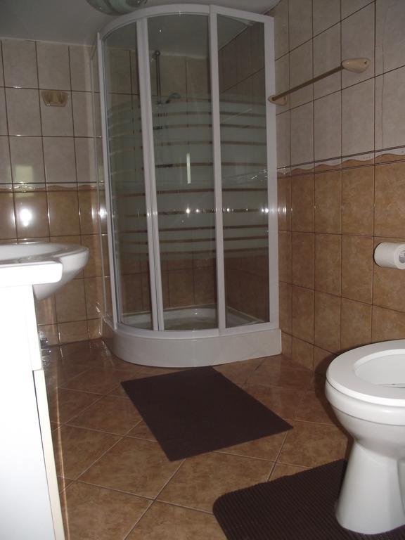 Cabana Piatra Runcului Vatra Moldoviței Szoba fotó
